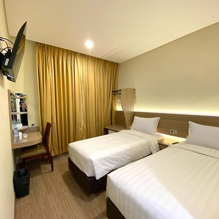 Grand Pasundan convenciones Hotel Bandung Exterior foto