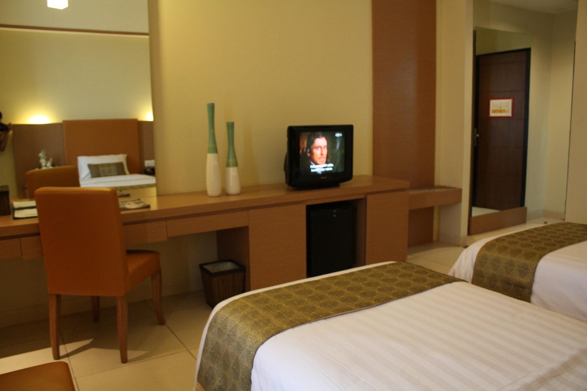 Grand Pasundan convenciones Hotel Bandung Exterior foto