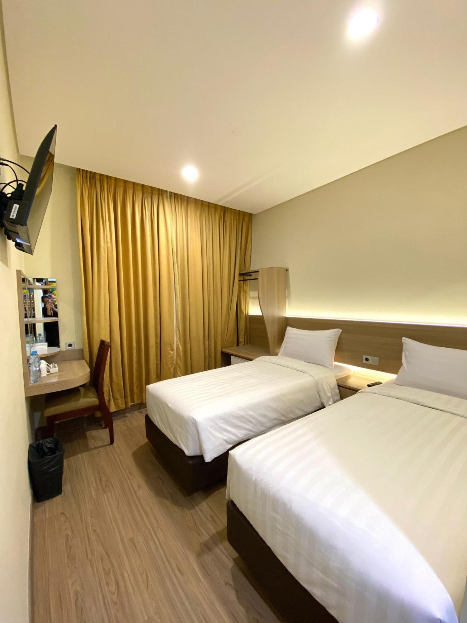 Grand Pasundan convenciones Hotel Bandung Exterior foto