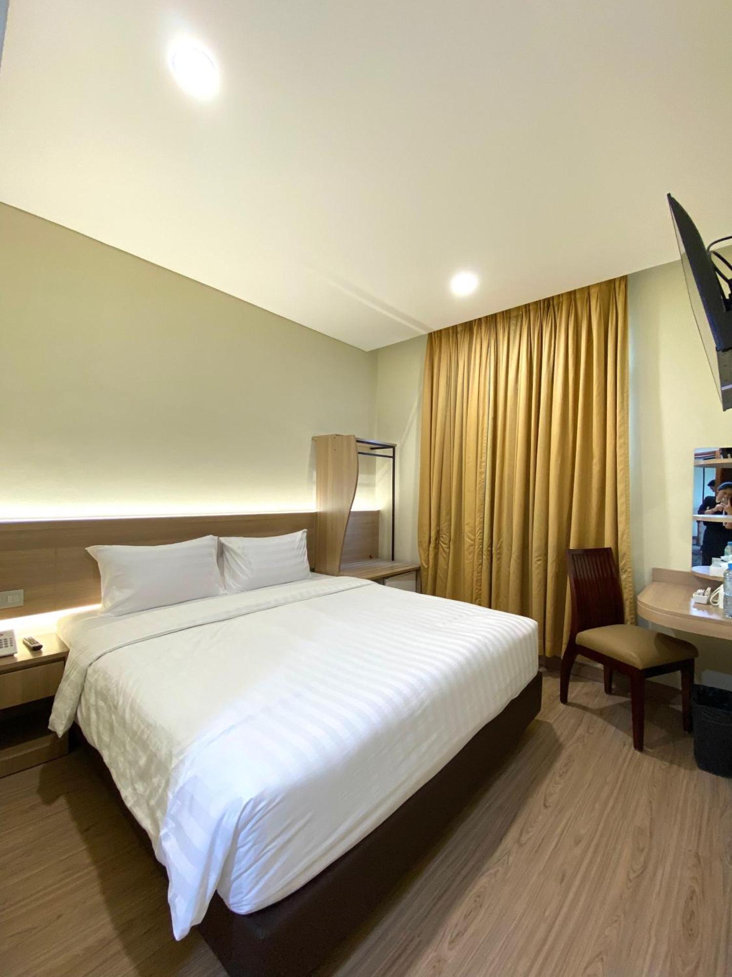 Grand Pasundan convenciones Hotel Bandung Exterior foto