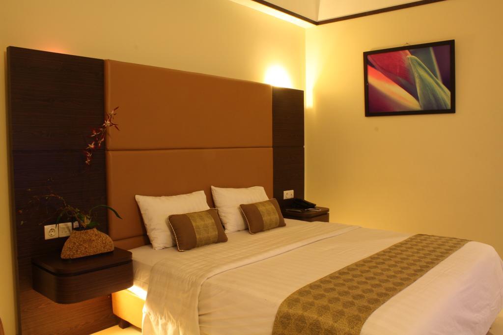 Grand Pasundan convenciones Hotel Bandung Exterior foto