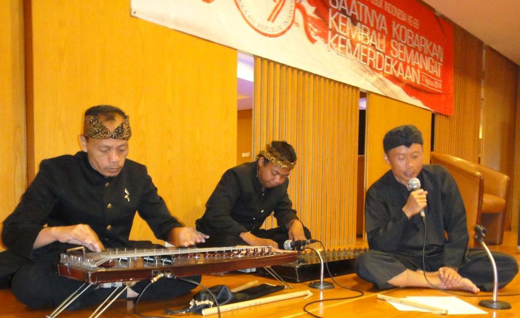Grand Pasundan convenciones Hotel Bandung Exterior foto