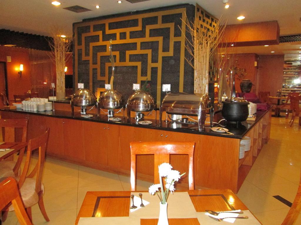Grand Pasundan convenciones Hotel Bandung Exterior foto