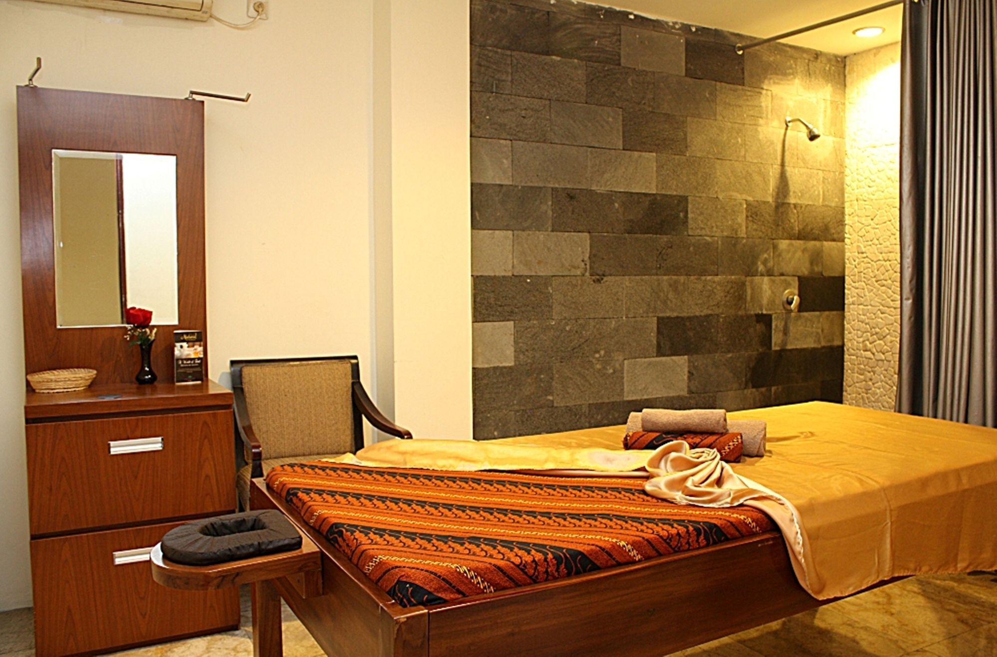Grand Pasundan convenciones Hotel Bandung Exterior foto