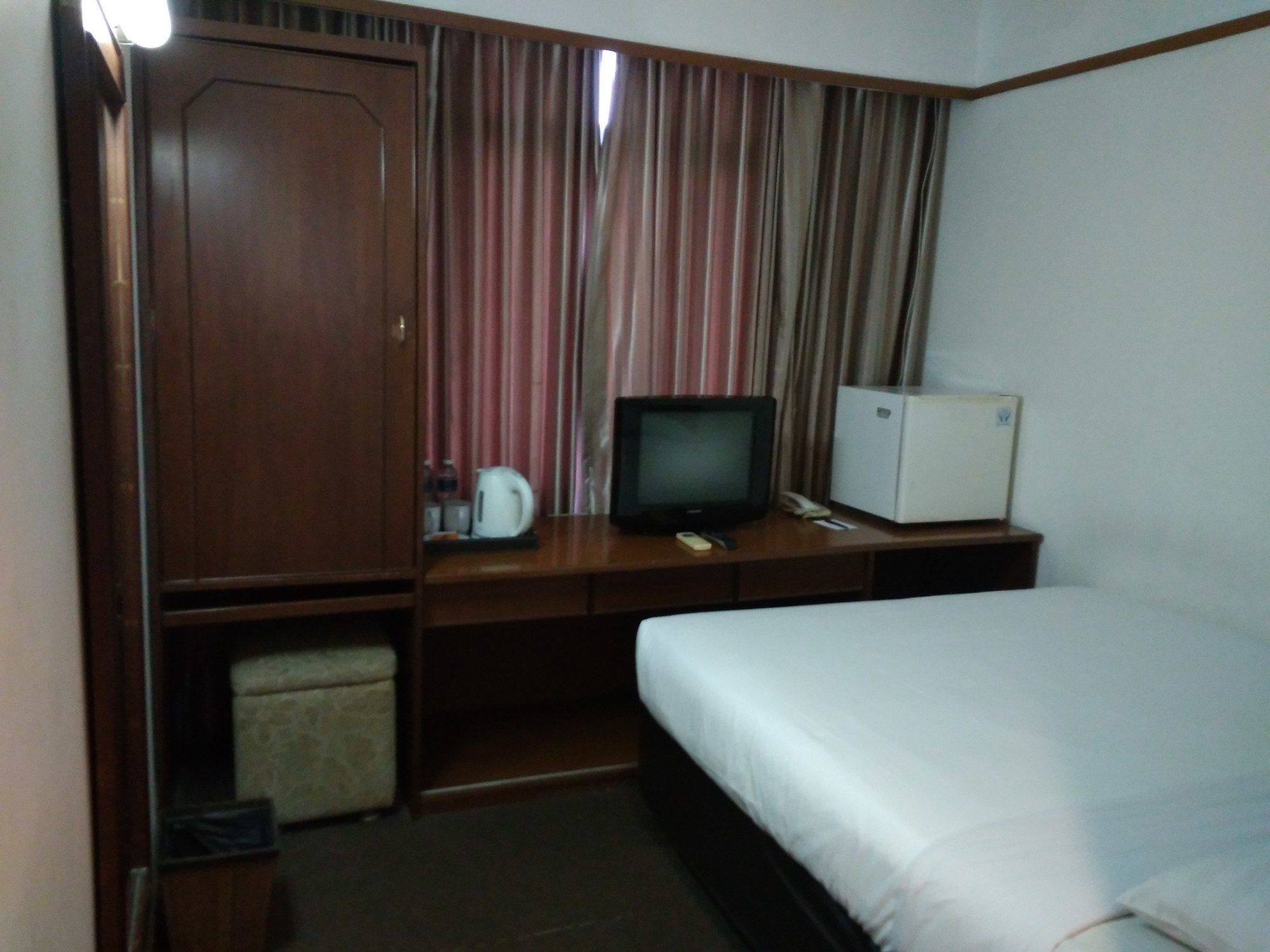 Grand Pasundan convenciones Hotel Bandung Exterior foto