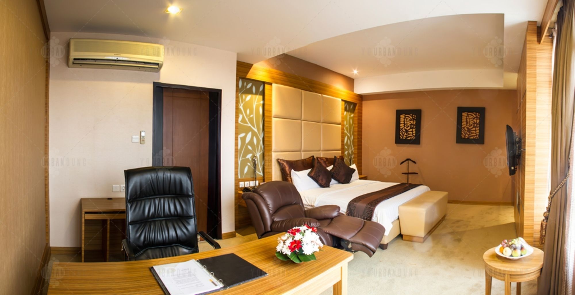 Grand Pasundan convenciones Hotel Bandung Exterior foto
