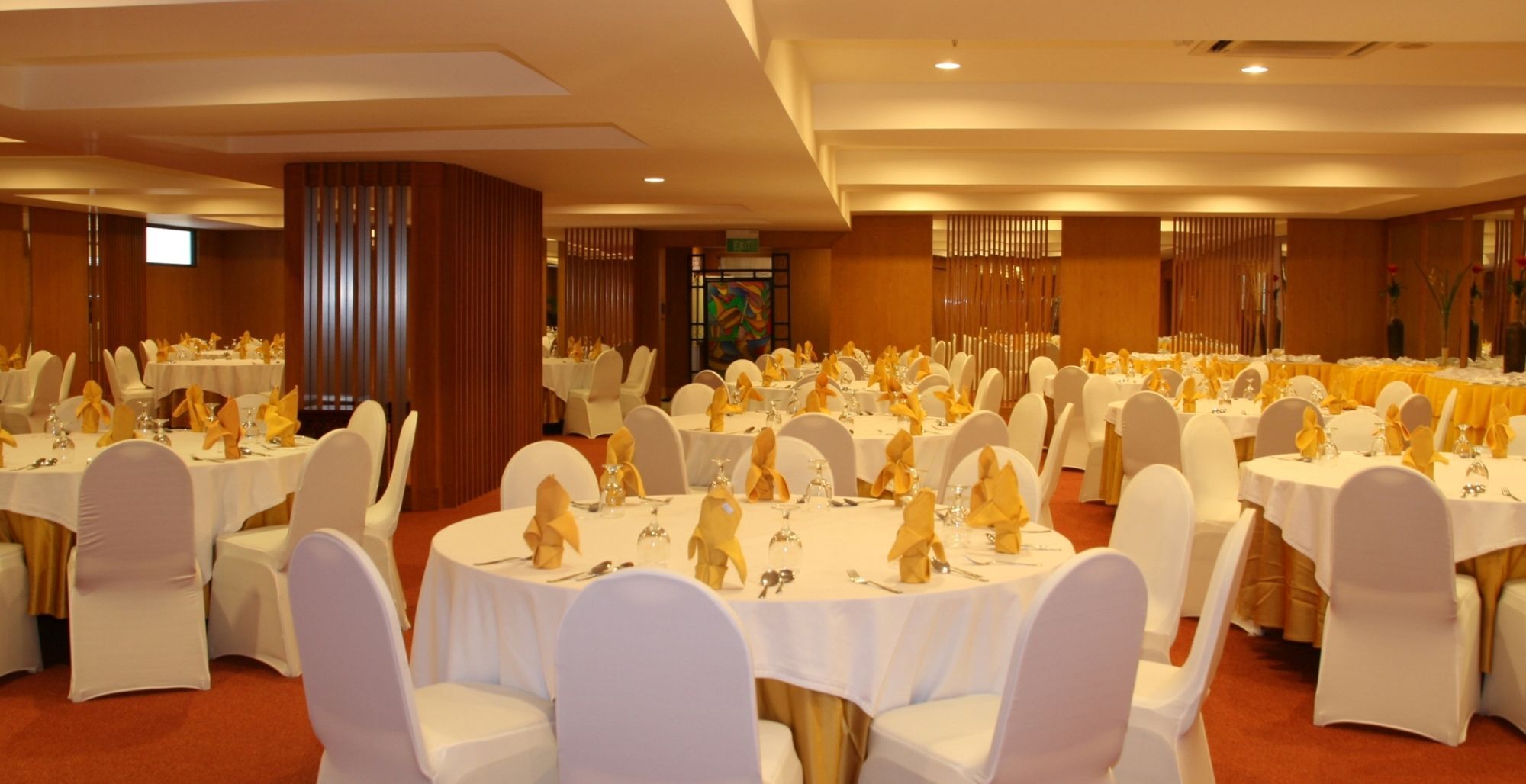 Grand Pasundan convenciones Hotel Bandung Exterior foto