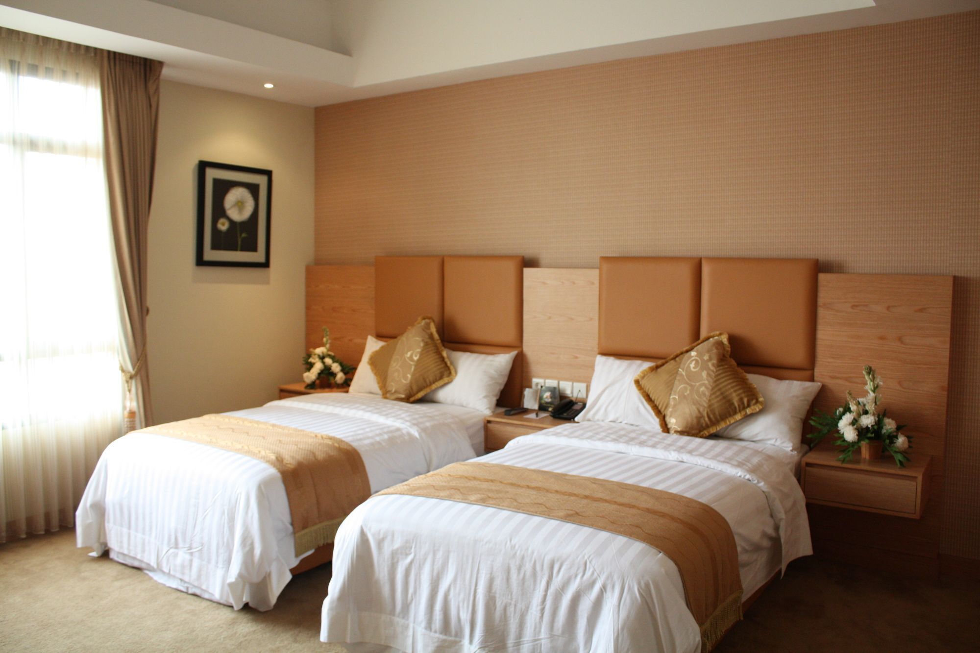 Grand Pasundan convenciones Hotel Bandung Exterior foto